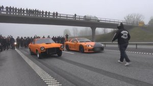 Adevaratele curse ilegale pe bani au loc in Suedia cu autostrada blocata