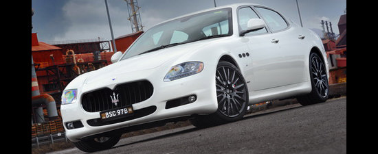 White+maserati+quattroporte+gts