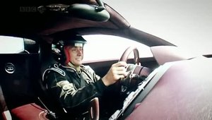 Bugatti Veyron Supersport in actiune la Top Gear! 1