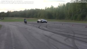 Bugatti Veyron vs. Kawasaki Ninja H2. Care-i mai rapida, masina sau motocicleta?