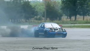 Diesel Drift: Cel mai dement Skyline din lume are un motor twin-turbo diesel de 6.0 litri si este special de drift!