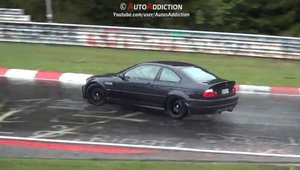 Distractie printre stropii de ploaie... la Nurburgring