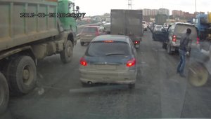 Doar o alta tentativa de jaf armat in traficul din Rusia