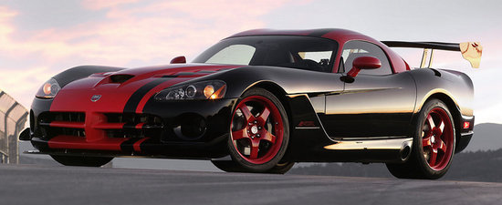 Dodge Viper ACR stabileste un nou record la Nurburgring!