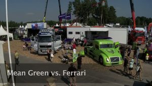Ferrari F430 vs. camion Volvo Hybrid