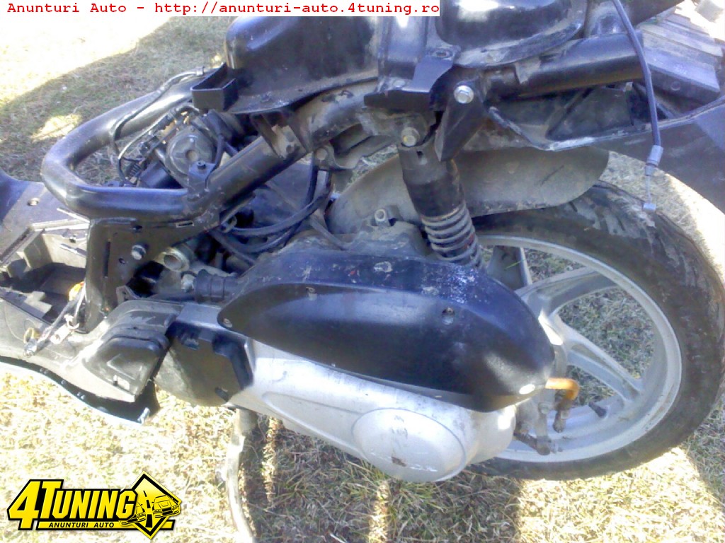 Piese motociclete honda