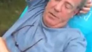 Jeremy Clarkson participa, fara voia sa, la Ice Bucket Challenge