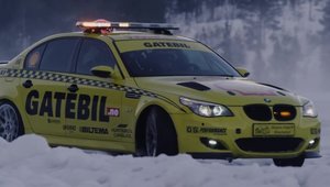 Liam Doran vs. Gatebil pe gheata, adica un BMW M5 contra toata lumea