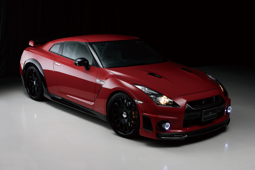 Wald Nissan Gtr