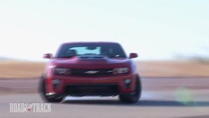 Nissan GT-R versus Chevrolet Camaro ZL1