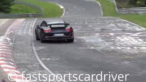 Noul Porsche 911 GT2 se dezlantuie la Nurburgring!