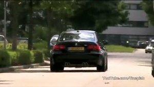 O femeie, un BMW M3 si... drifting