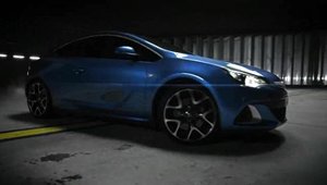 Opel Astra OPC - Video Oficial