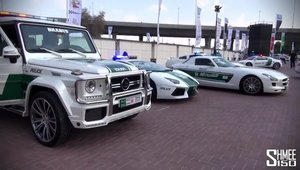 Politia din Dubai scoate supercarurile din dotare la o parada de neuitat