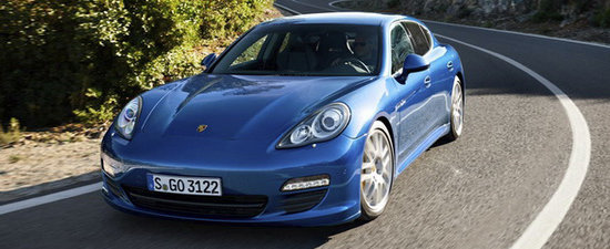 Premiera: Porsche Panamera S ajunge Hybrid, debuteaza la Geneva Motor Show