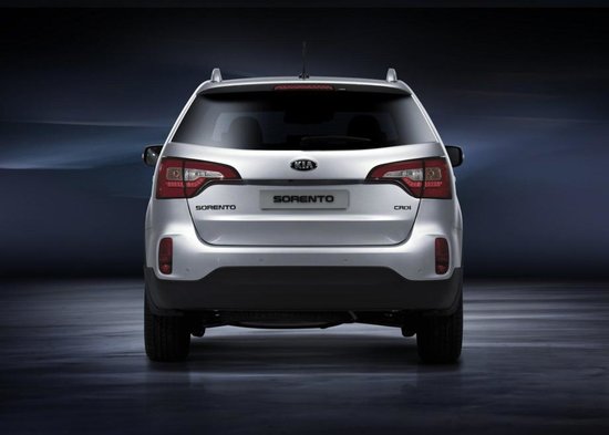 Primele imagini cu Kia Sorento Facelift!