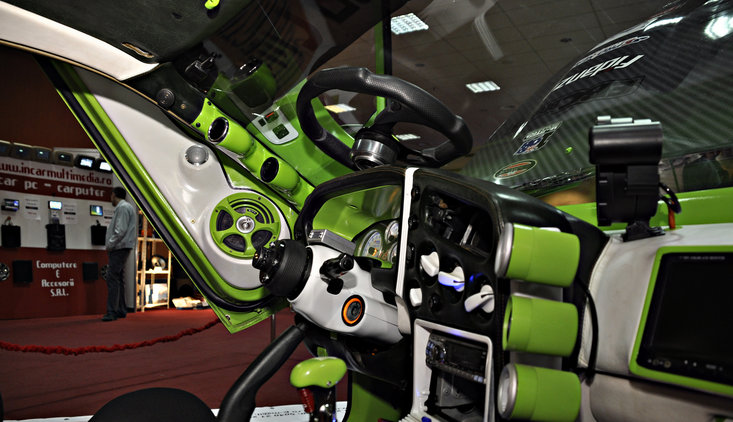 Probabil cea mai tunata masina din Romania: Mitsubishi Eclipse Probabil cea mai tunata masina din Romania: Mitsubishi Eclipse