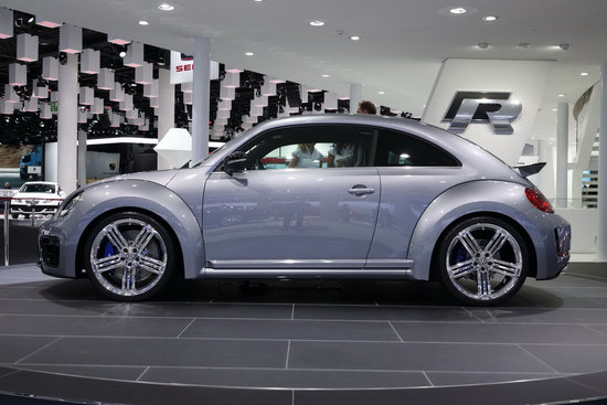 Salonul Auto de la Frankfurt: Volkswagen Beetle R Concept, broscuta de 260 cp