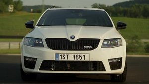 Skoda Octavia RS ni se prezinta intr-un clip video