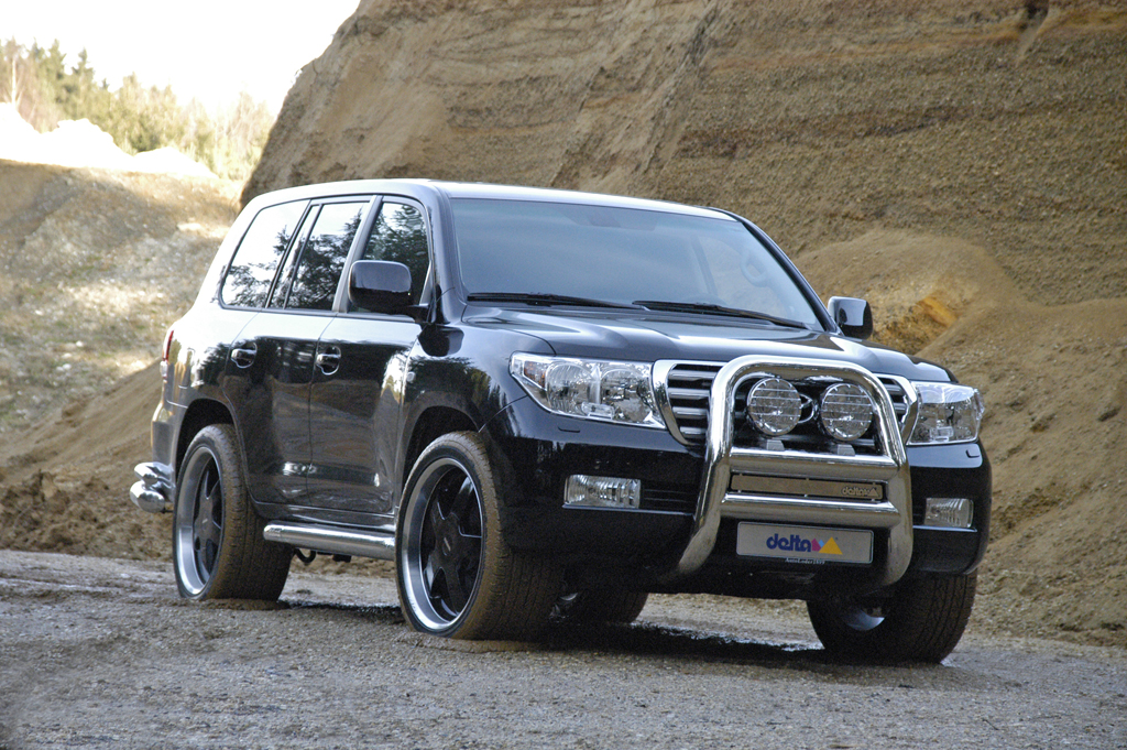 Noul toyota land cruiser v8