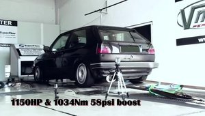 Un VW Golf Mk2 care poate sa faca de rusine un Veyron. Exista!