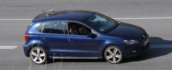 Versiunea de serie a lui VW Polo R debuteaza la Geneva Versiunea de serie a lui VW Polo R debuteaza la Geneva