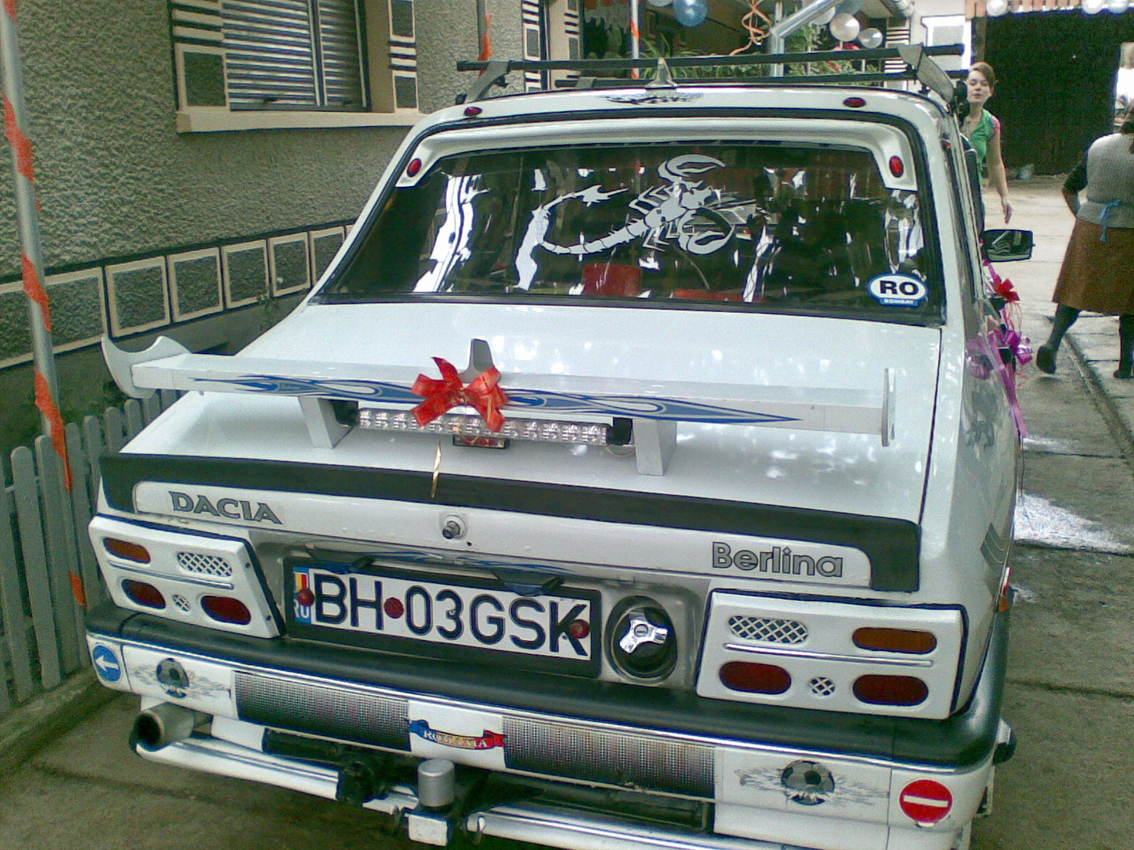 versus-dacia-1310-51250d212f80eb57b-0-0-