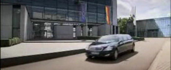 Mercedes Benz S600 Pullman Guard. Video: Mercedes-Benz S600