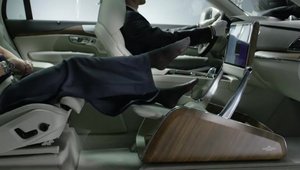 Volvo XC90 Lounge Console aduce confortul unei case in interiorul unei masini