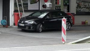 VW Golf R Cabrio - Video Spion