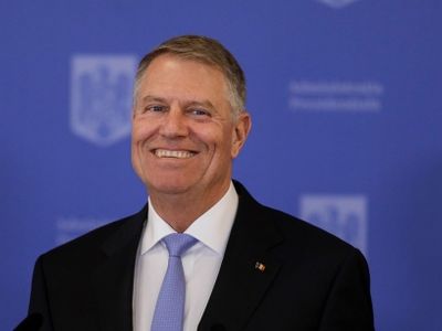 Klaus Iohannis a plecat într-o...