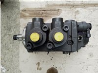 0 445 020 195 5801486599 Bosch Pompa Inalta Presiune Iveco Stralis II New Holland T9 Case IH 13.0