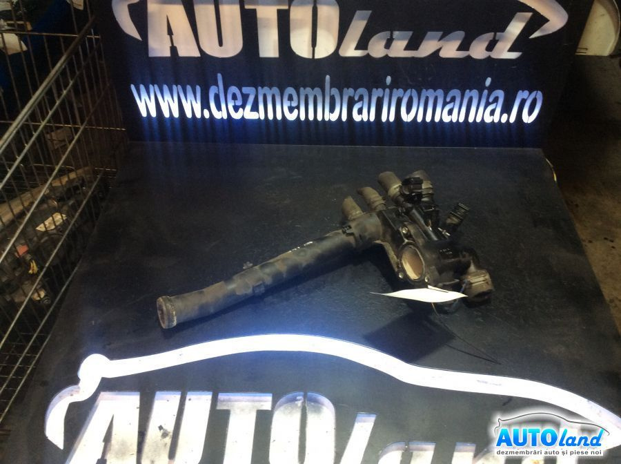 032121111ap Carcasa Termostat,1.4 16V Volkswagen POLO 9N 2001