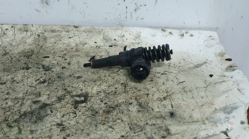 038130073AR Injector Audi A4 1.9 TDI tip motor AVF