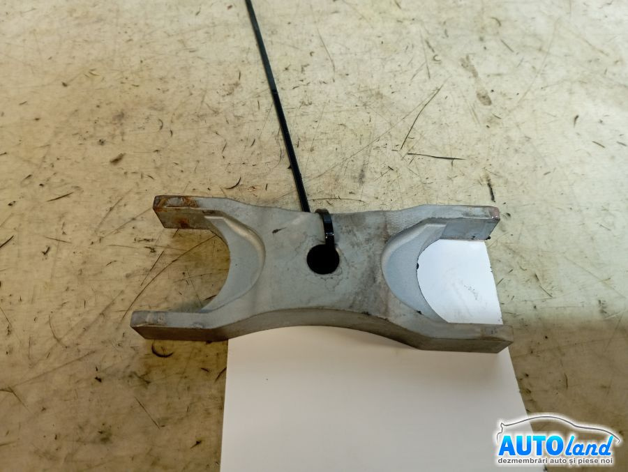 03l216a Brida / Potcoava Injectoare 2.0 TDI Volkswagen TIGUAN 2007