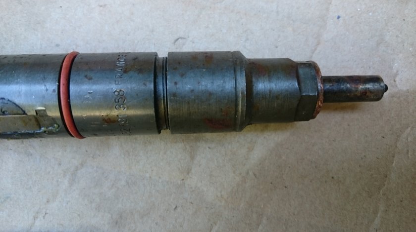 0432191358 Bosch Injector LIEBHERR cu senzor de mișcare fir pt utilaje