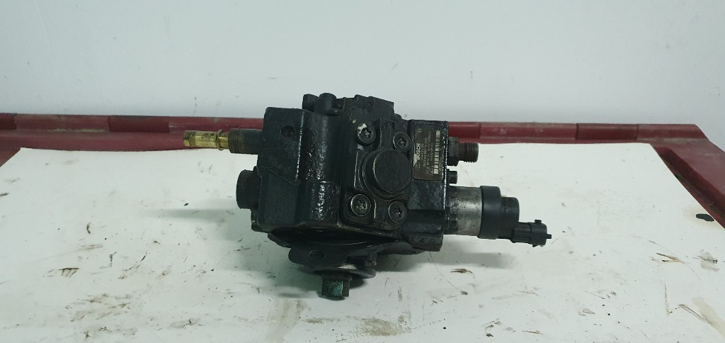 0445010139 Pompa de inalta presiune Citroen C8 2.2 HDI tip motor 4HT