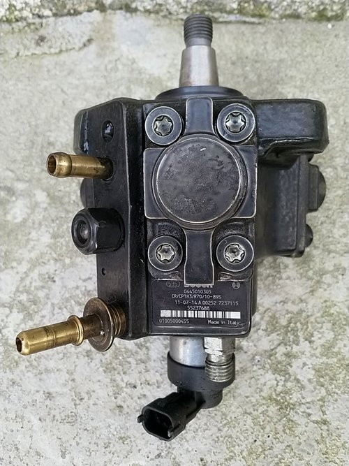 0445010305 55237688 Bosch Pompa Inalta Presiune Alfa Romeo Fiat  Opel Suzuki  Saab 1.6/1.9/ 2.0