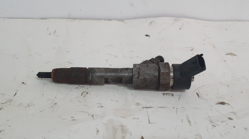 0445110021 Injector Opel Vivaro 1.9 CDTI