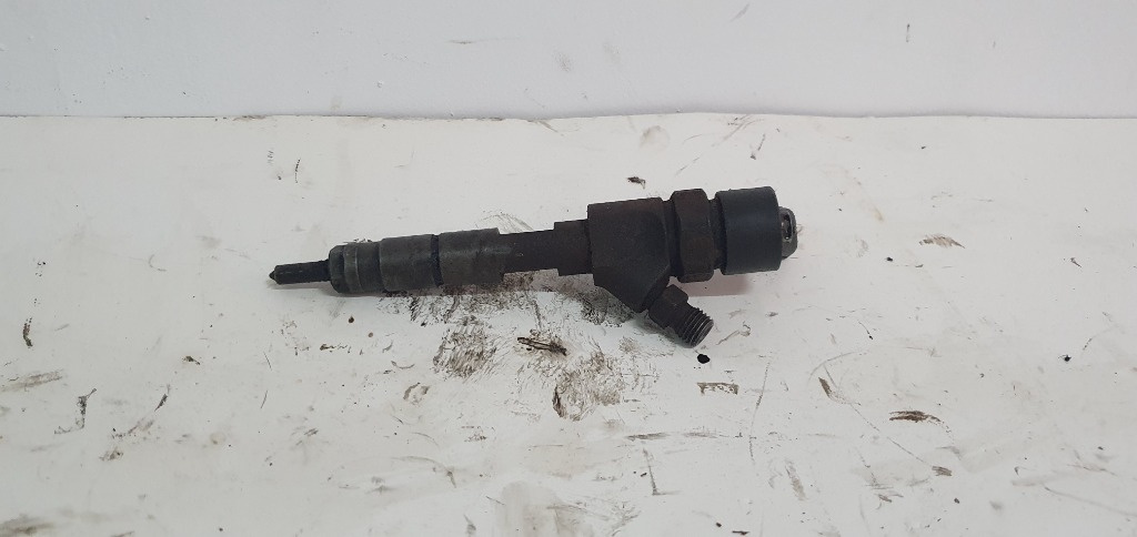 0445110146/8200238528 Injector Opel Movano 1.9 DCI