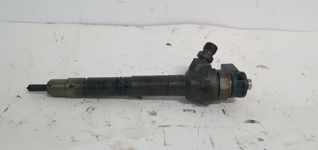 0445110369/03L130277J Injector Skoda Octavia 2.0 TDI tip motor CFH