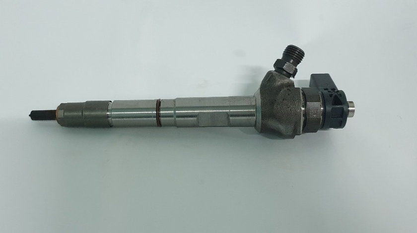 0445110469/04L130277AC Injector Audi 1.6 TDI