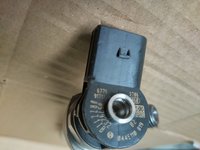0445110819 8579232 13538579232 Bosch Injector BMW Mini X1 X2 F40 F45 F46 F48 F55 F56 1.5