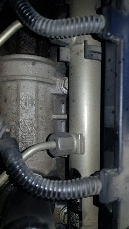 0445224065, 5801386699 Rampa injectoare completa Iveco Daily 2.3 HPI Euro 5, 6