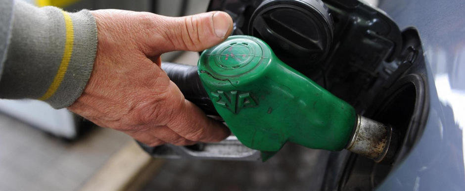 1 ianuarie, data la care carburantii auto ar trebui sa se ieftineasca! 1 ianuarie, data la care carburantii auto ar trebui sa se ieftineasca!