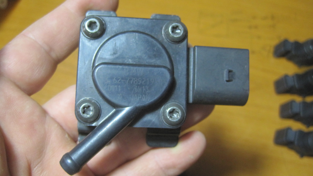 13.62-7789219-03 Fuel pressure sensor Other Sensor BMW 3-Series 2007