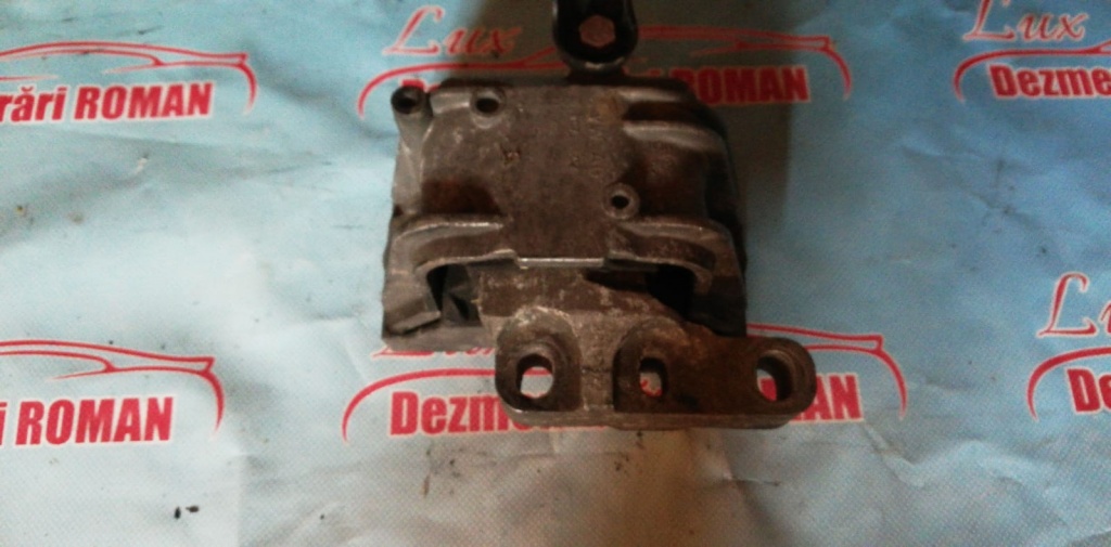 1k0199262 tampon motor vw touran 2.0tdi bkd 140 cp