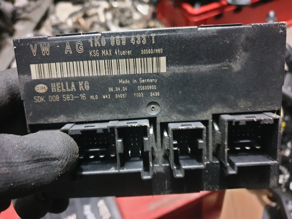 1K0959433T Calculator Confort Golf 5