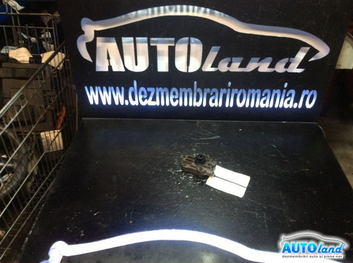 2.7 CDI,pompa Transfer Mercedes-Benz C-CLASS W203 2000