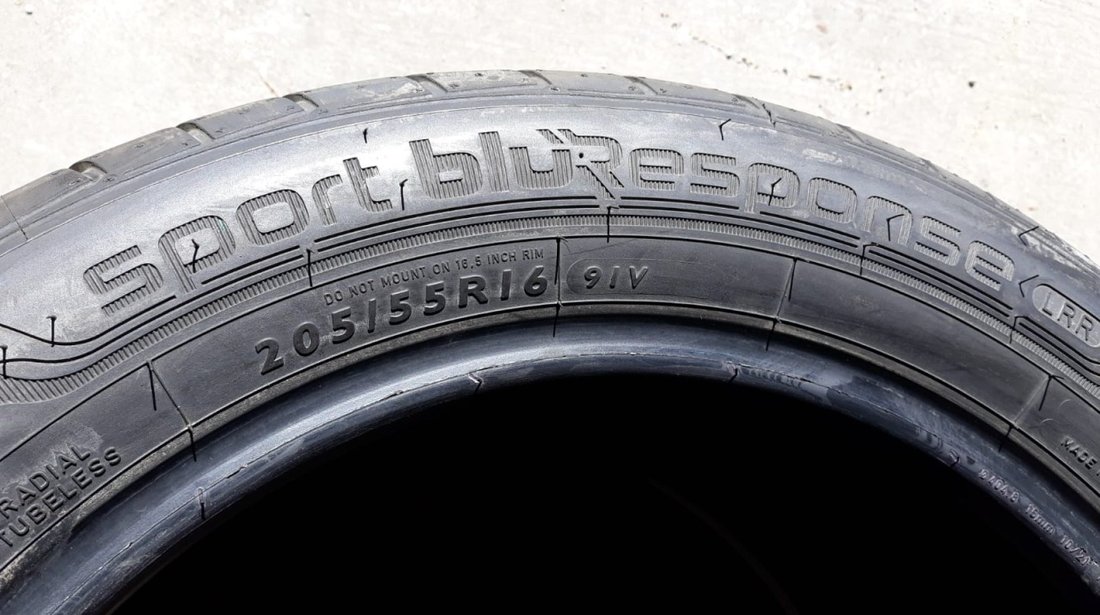 2 cauciucuri VARA, NOI 205/55/16,DUNLOP, SPORT BLURESPONSE, NEFOLOSITE,